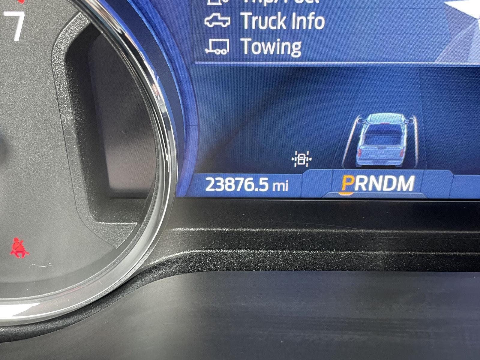 Vehicle photo 3