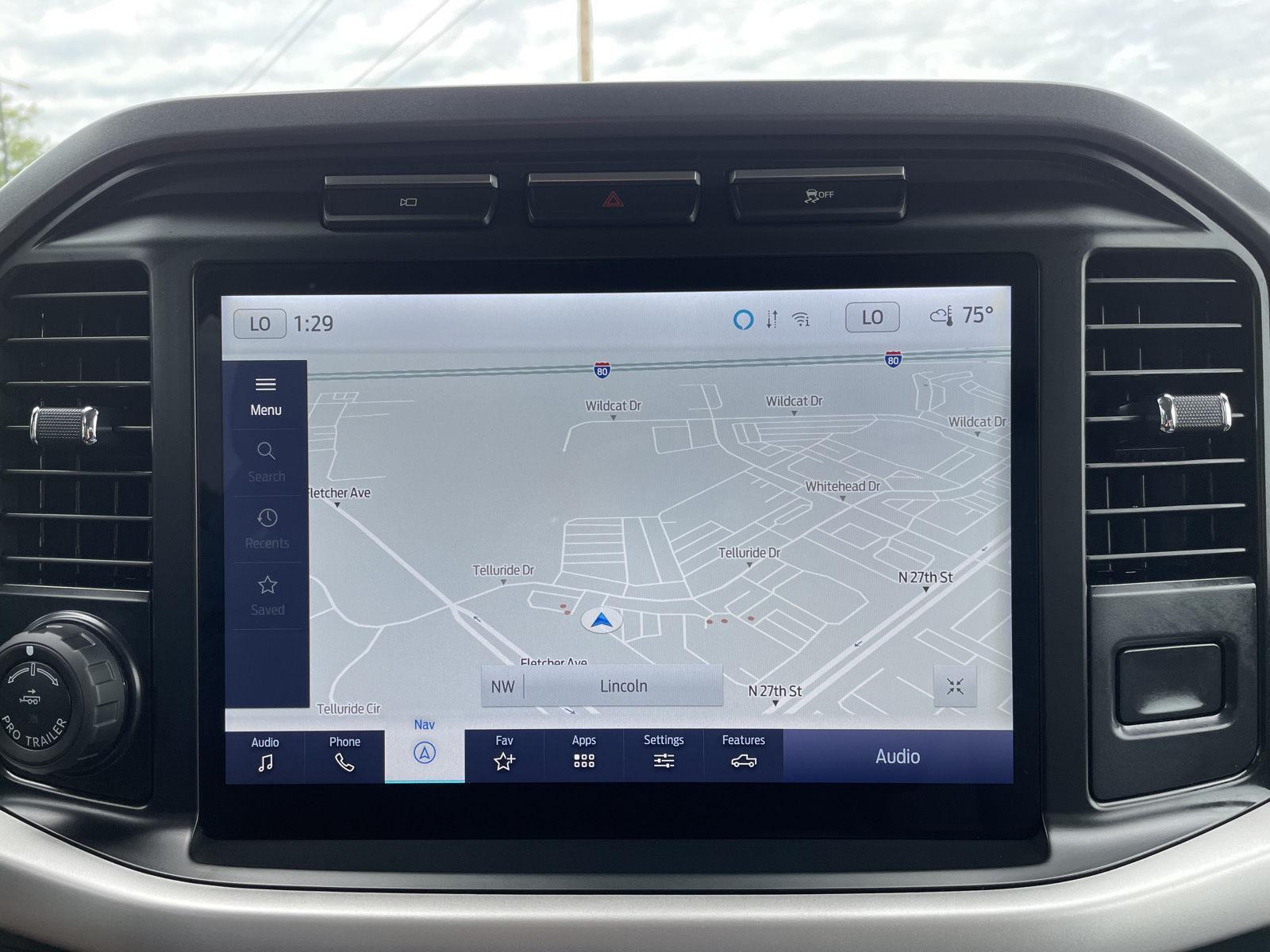 Vehicle photo 23