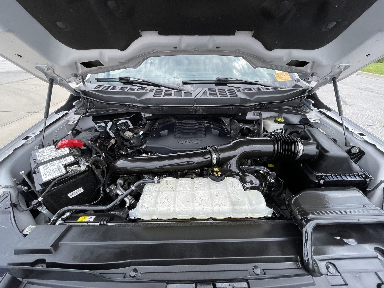 Vehicle photo 36