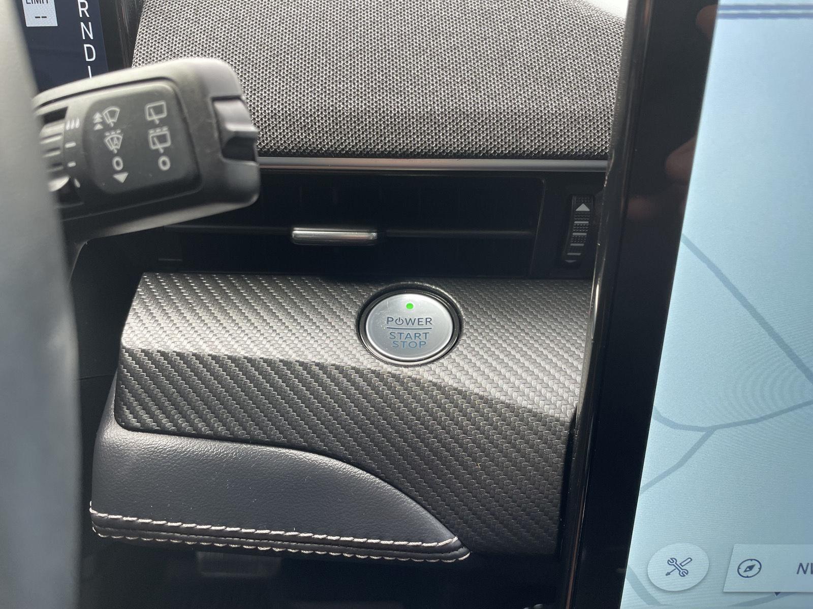 Vehicle photo 27
