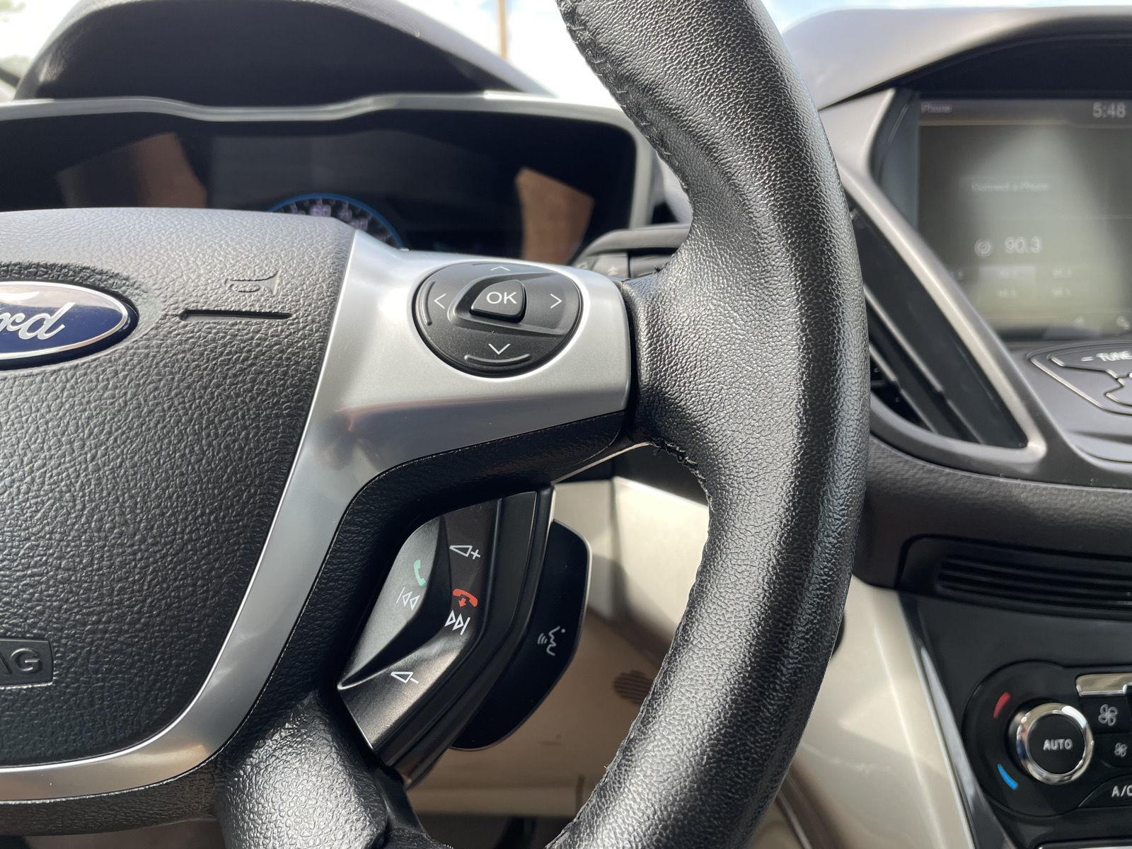 Vehicle photo 11