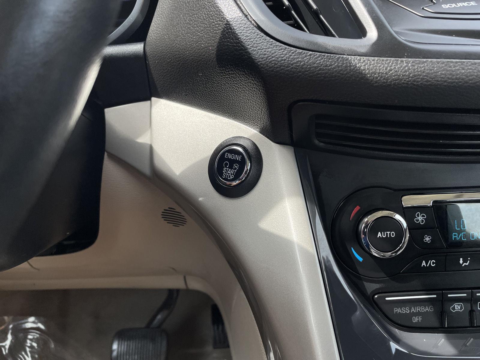 Vehicle photo 19