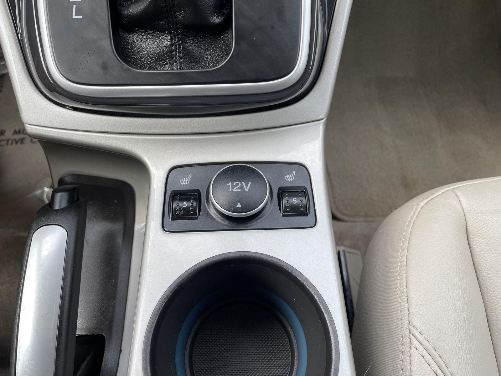 Vehicle photo 22