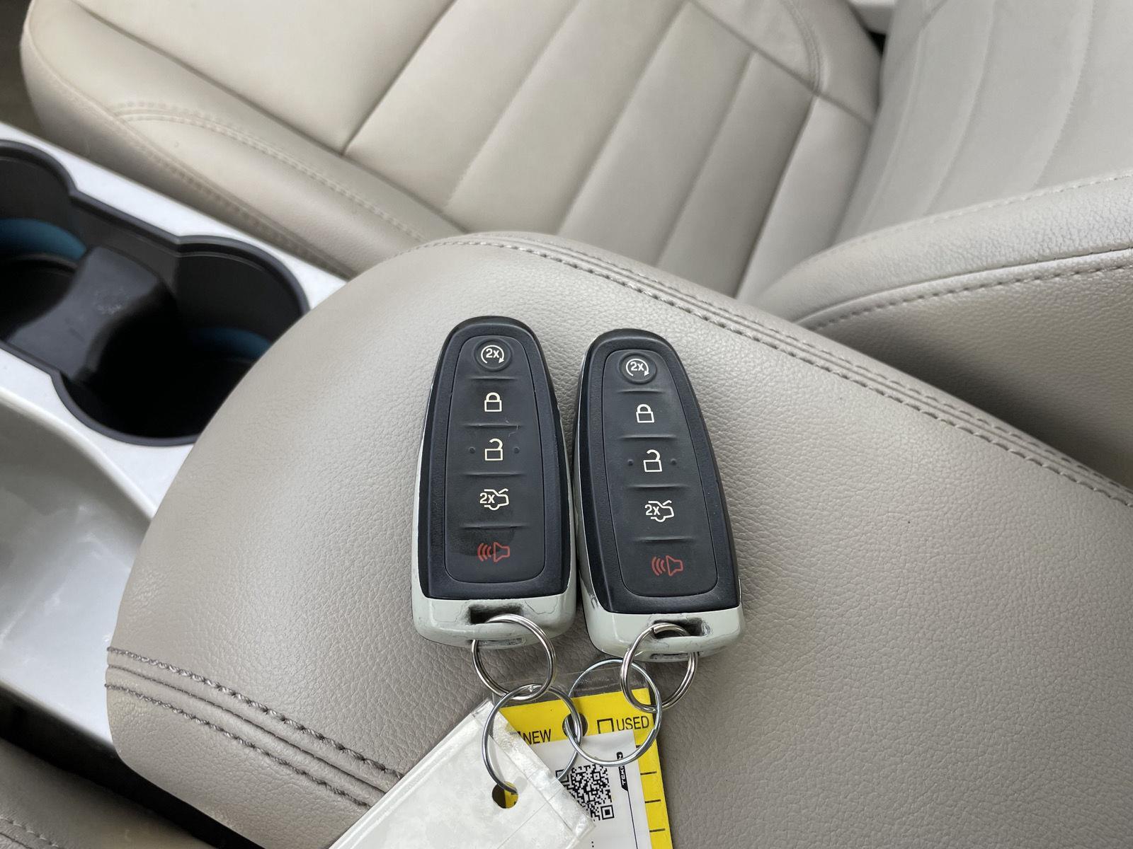Vehicle photo 31