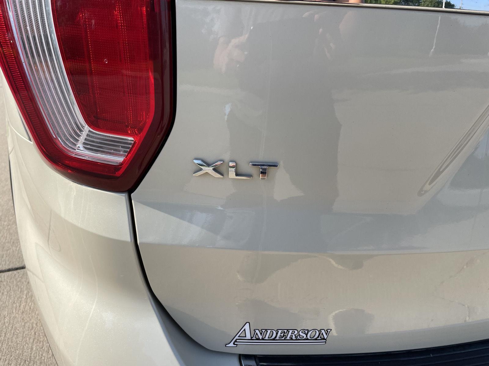 Vehicle photo 40