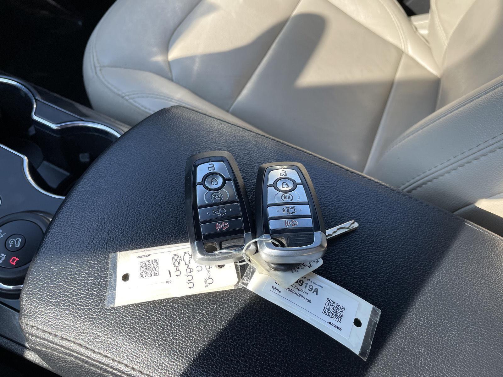 Vehicle photo 41