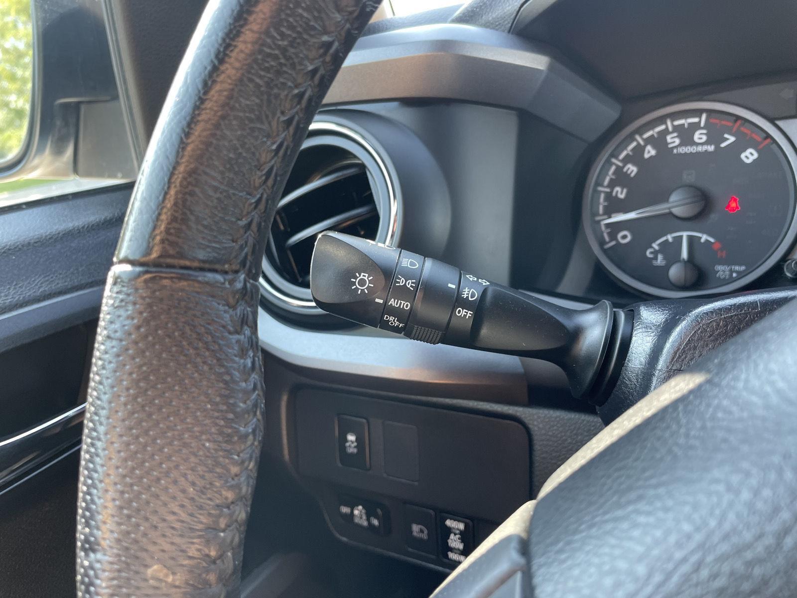 Vehicle photo 15