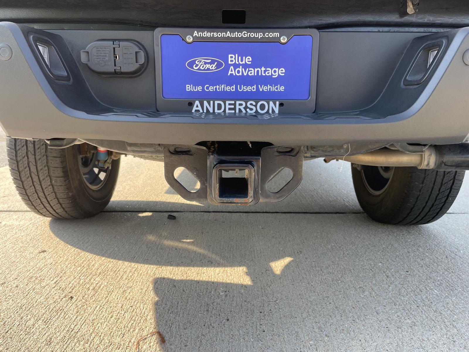 Vehicle photo 34