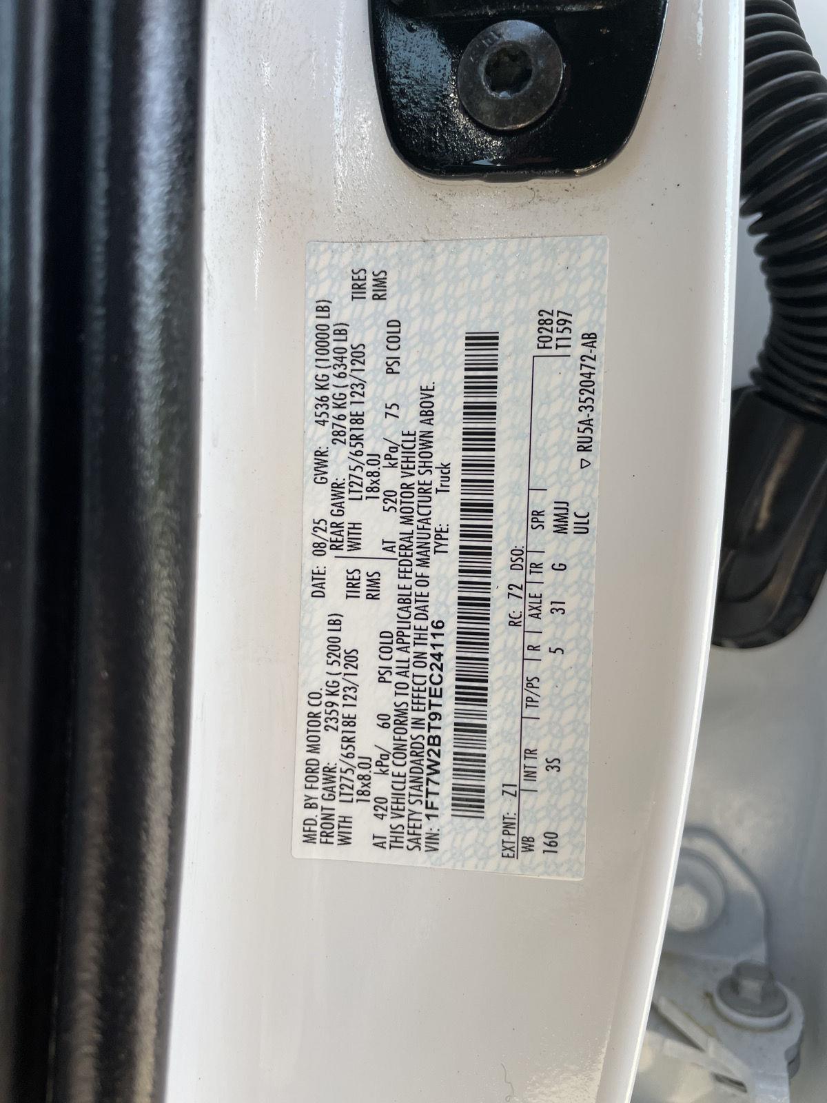 Vehicle photo 31