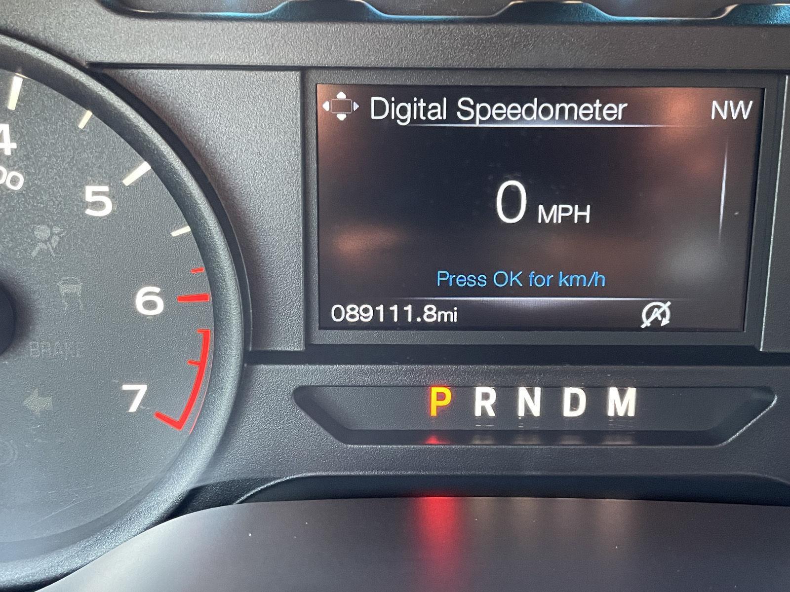 Vehicle photo 3