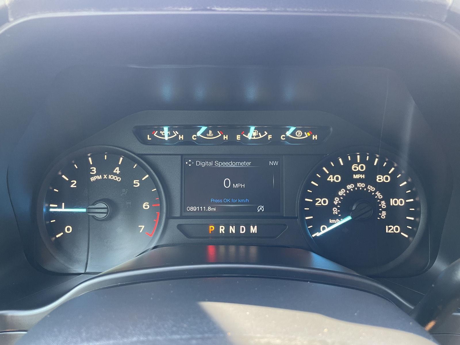 Vehicle photo 15