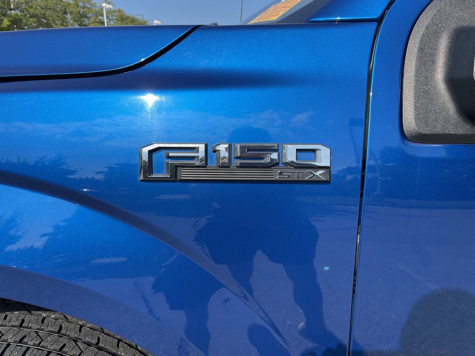 Vehicle photo 36