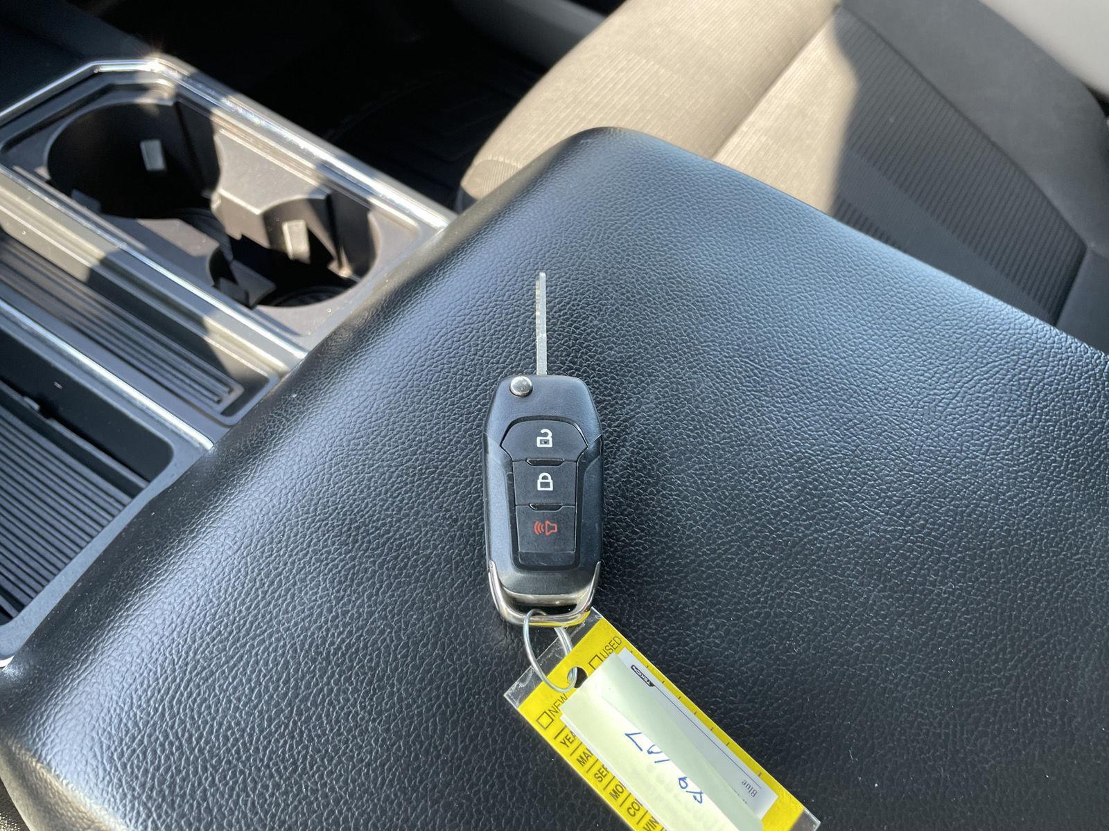 Vehicle photo 38
