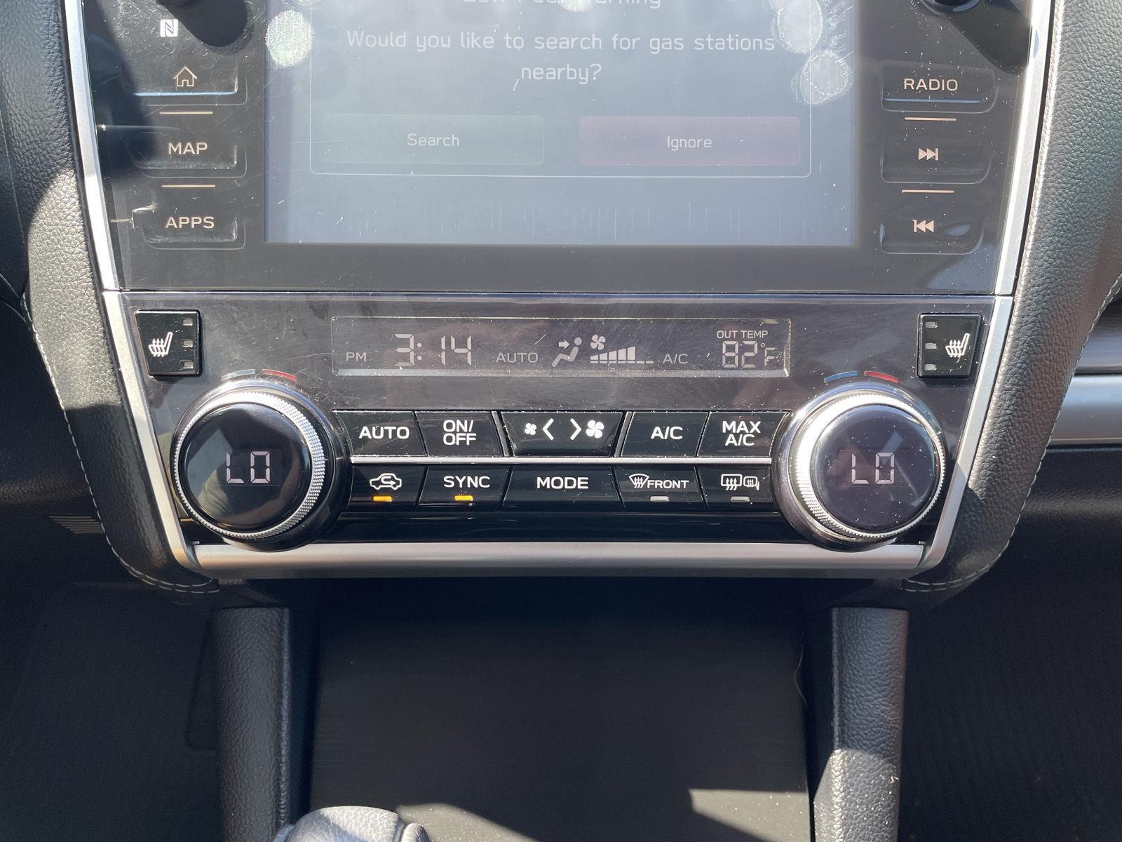 Vehicle photo 26