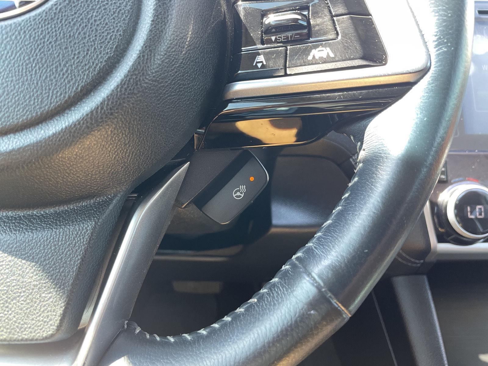 Vehicle photo 28