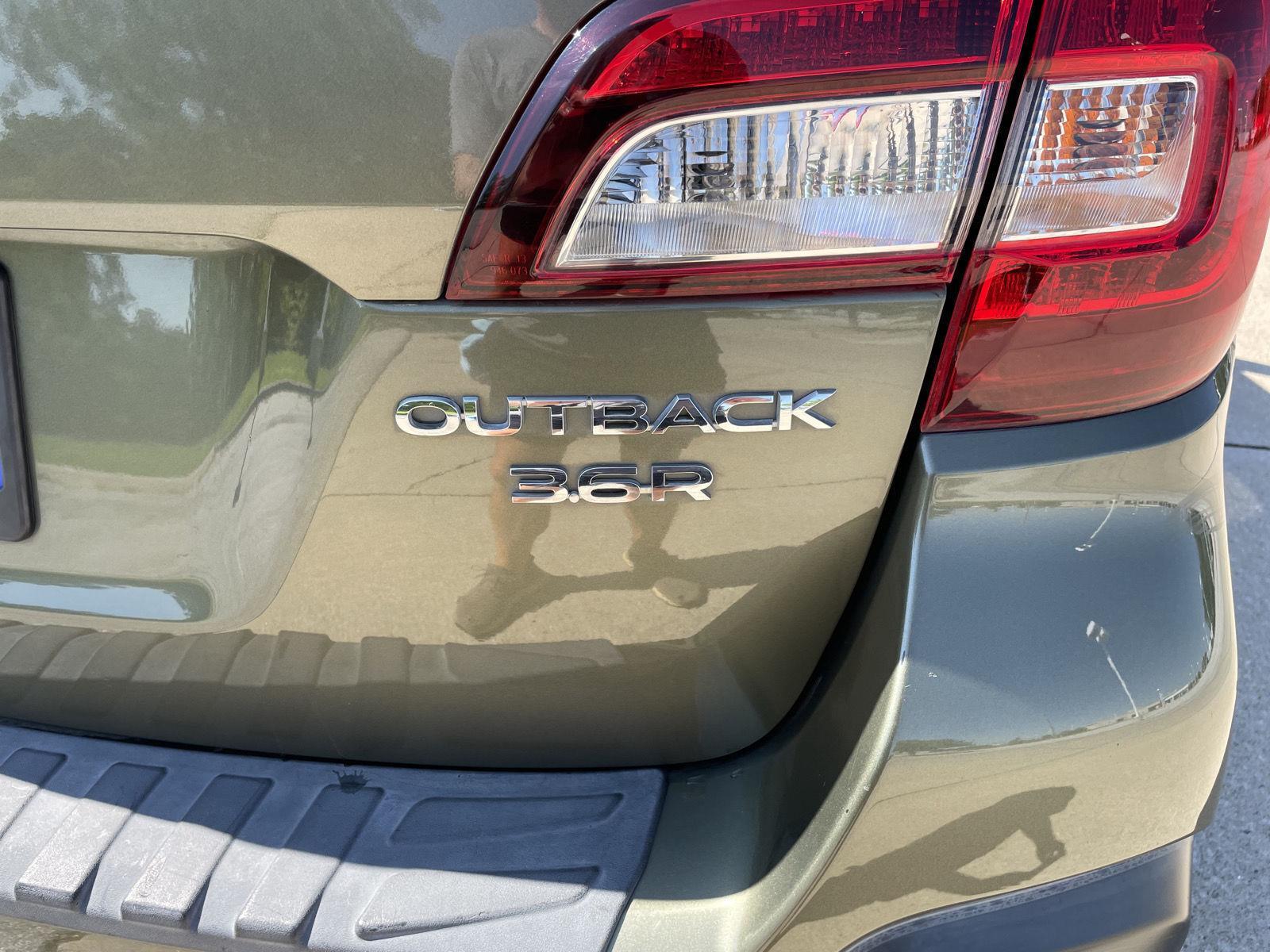 Vehicle photo 38