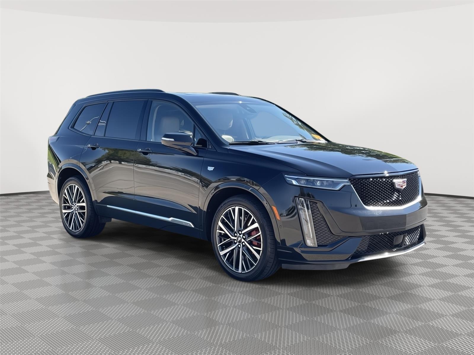 Vehicle photo 5