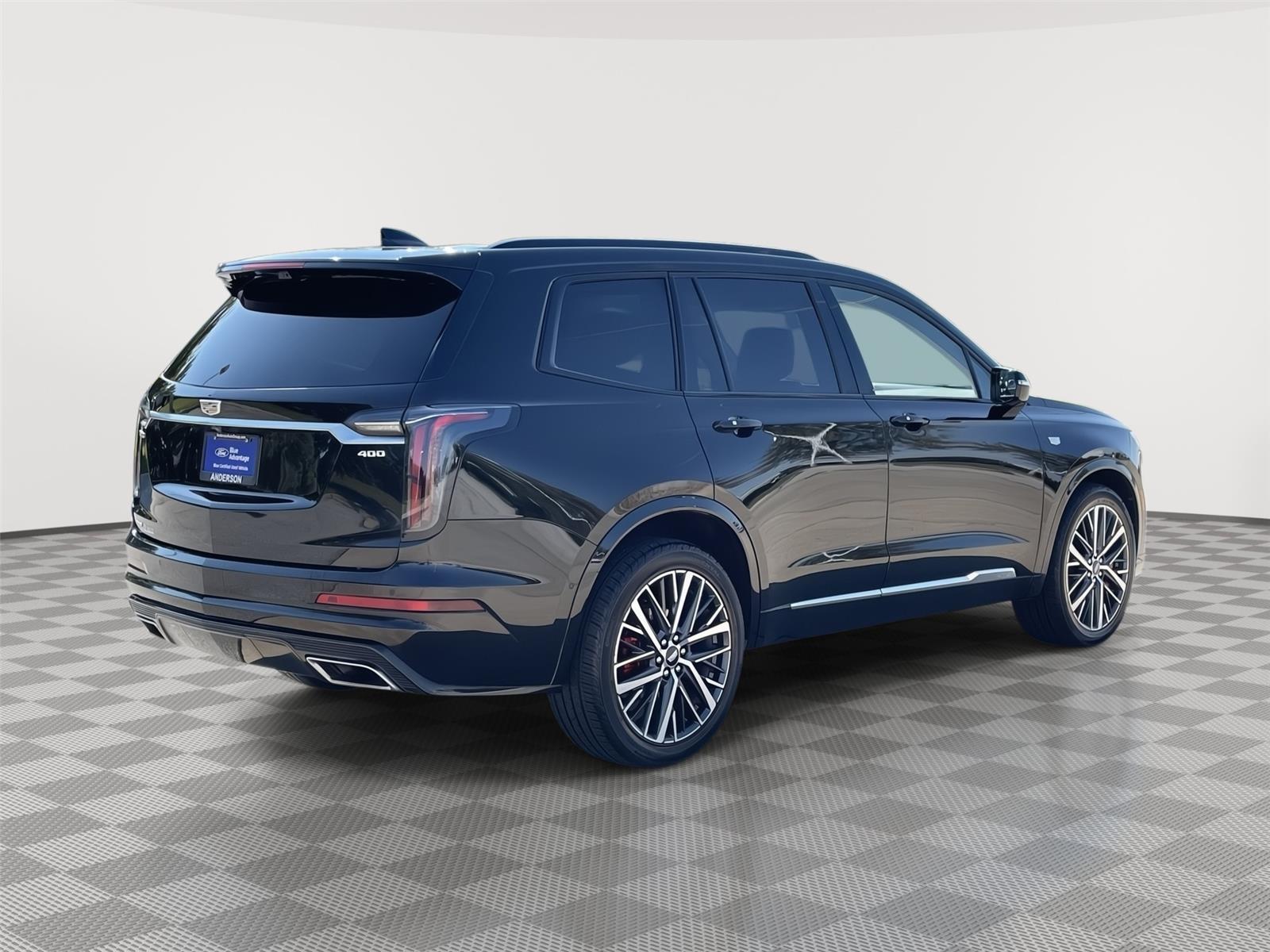 Vehicle photo 7