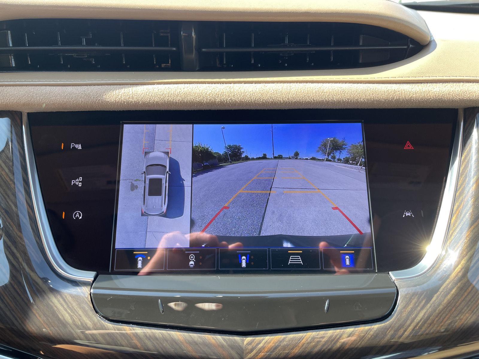 Vehicle photo 27