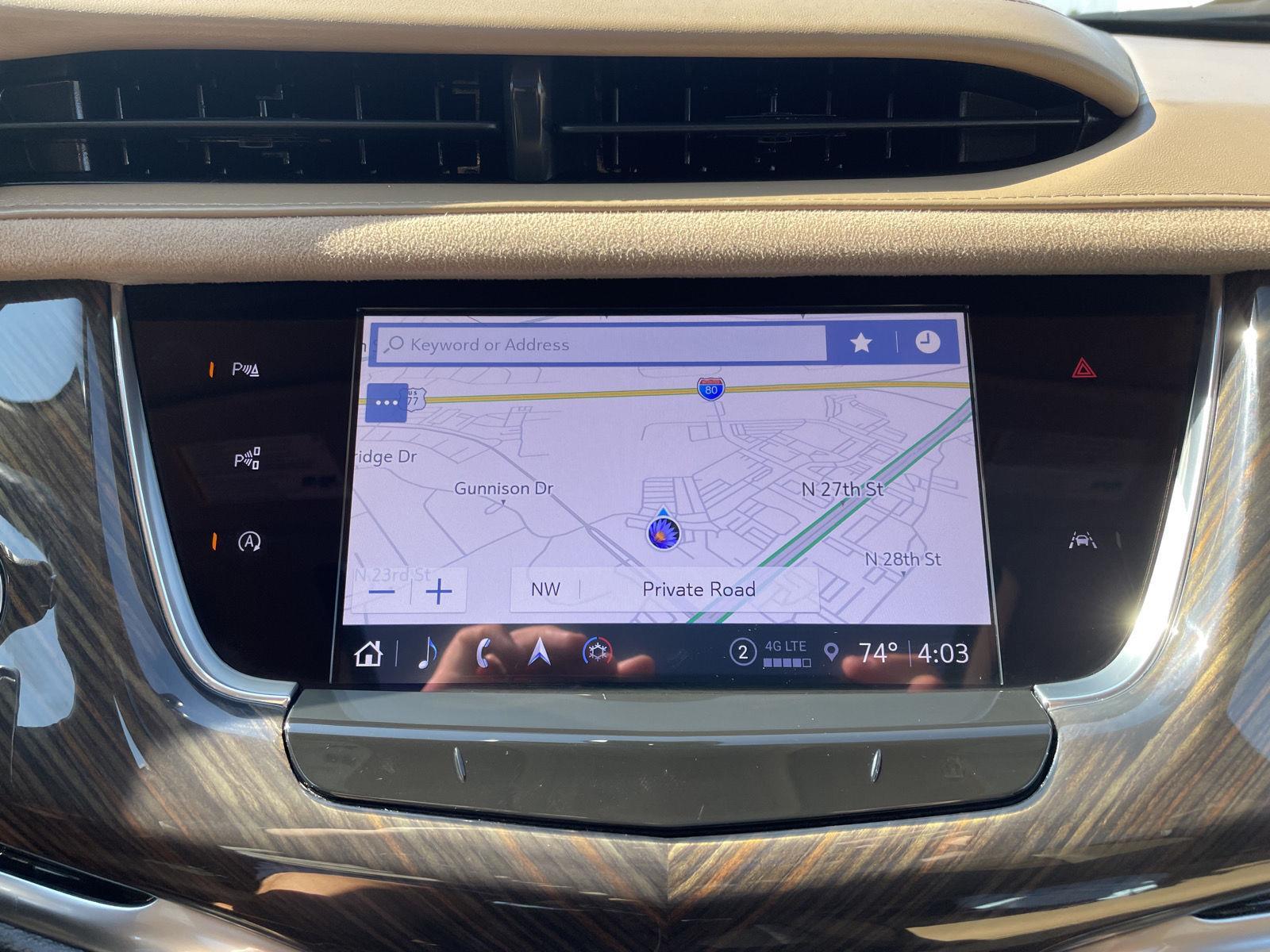 Vehicle photo 28