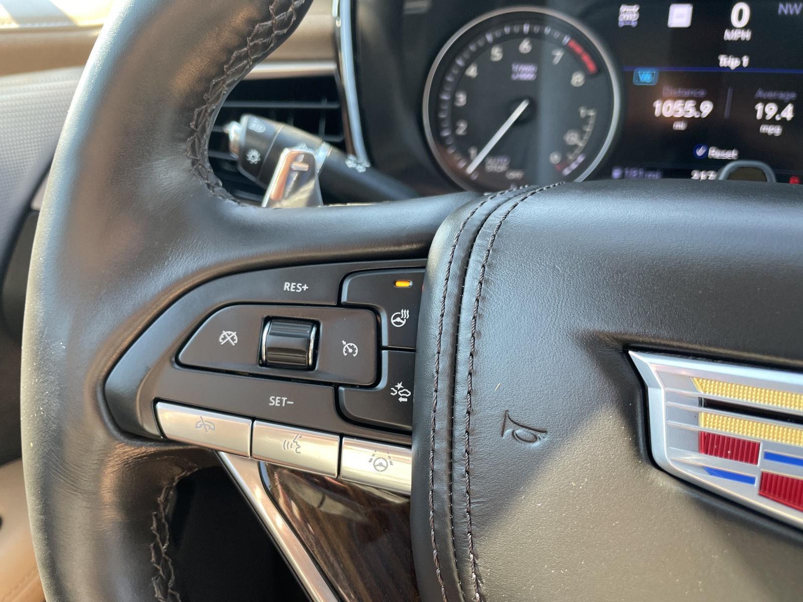Vehicle photo 33