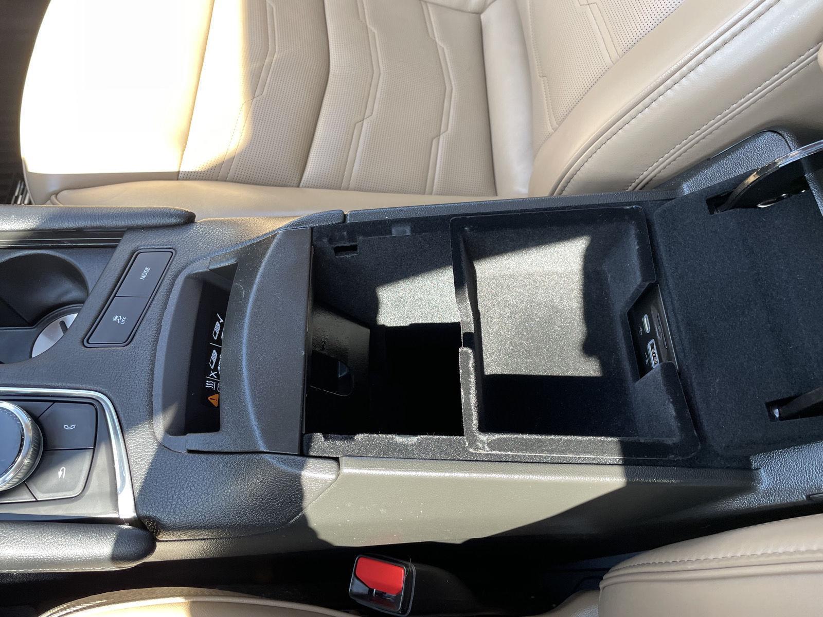 Vehicle photo 36