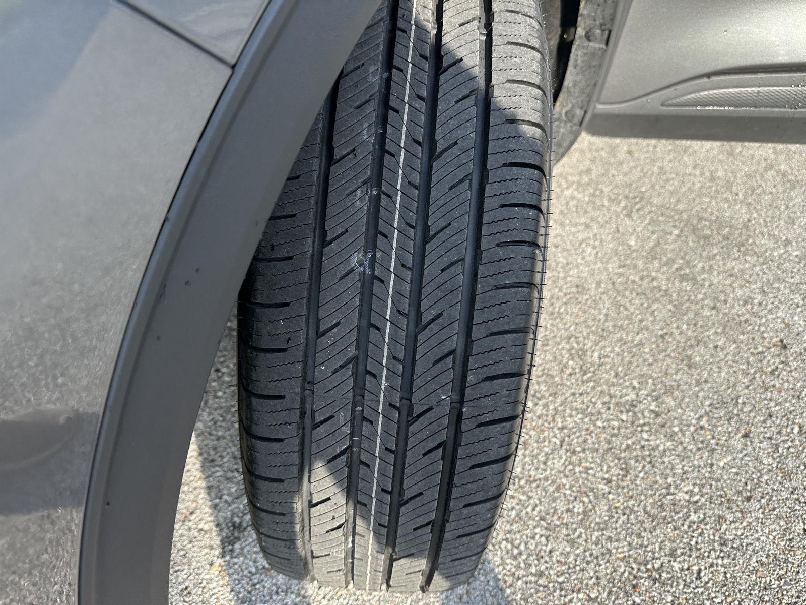 Vehicle photo 11
