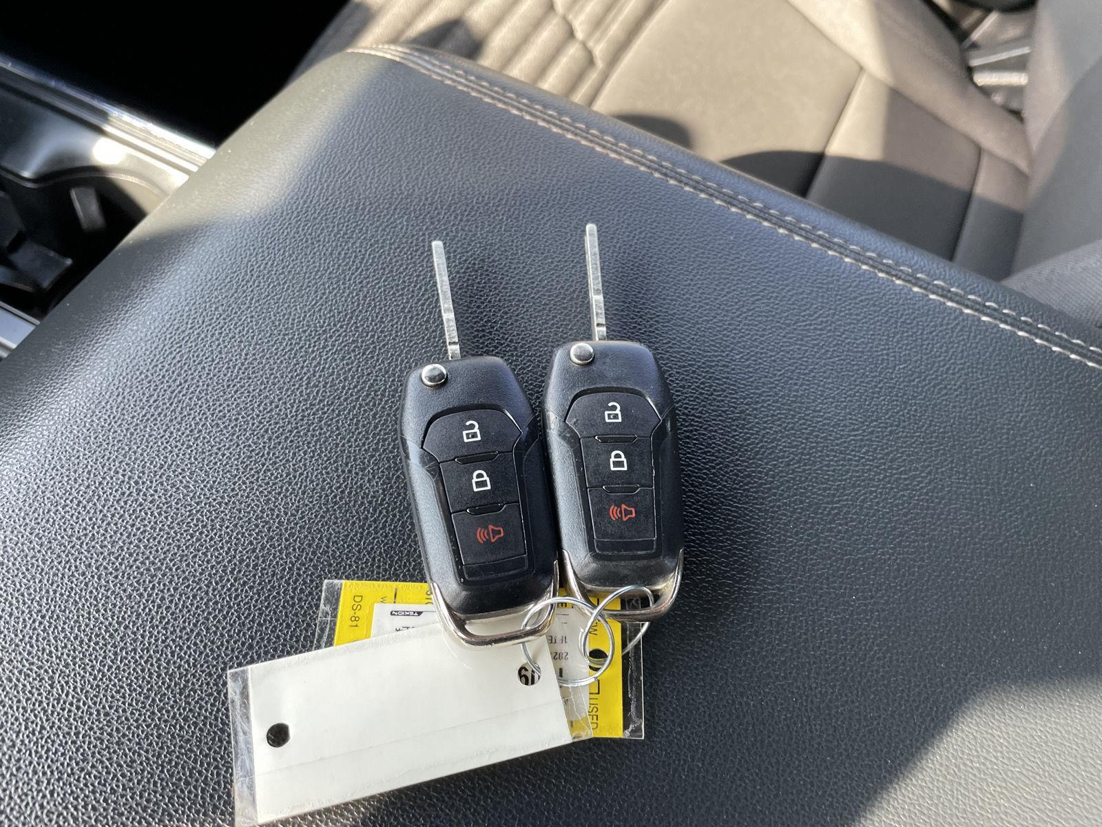 Vehicle photo 39