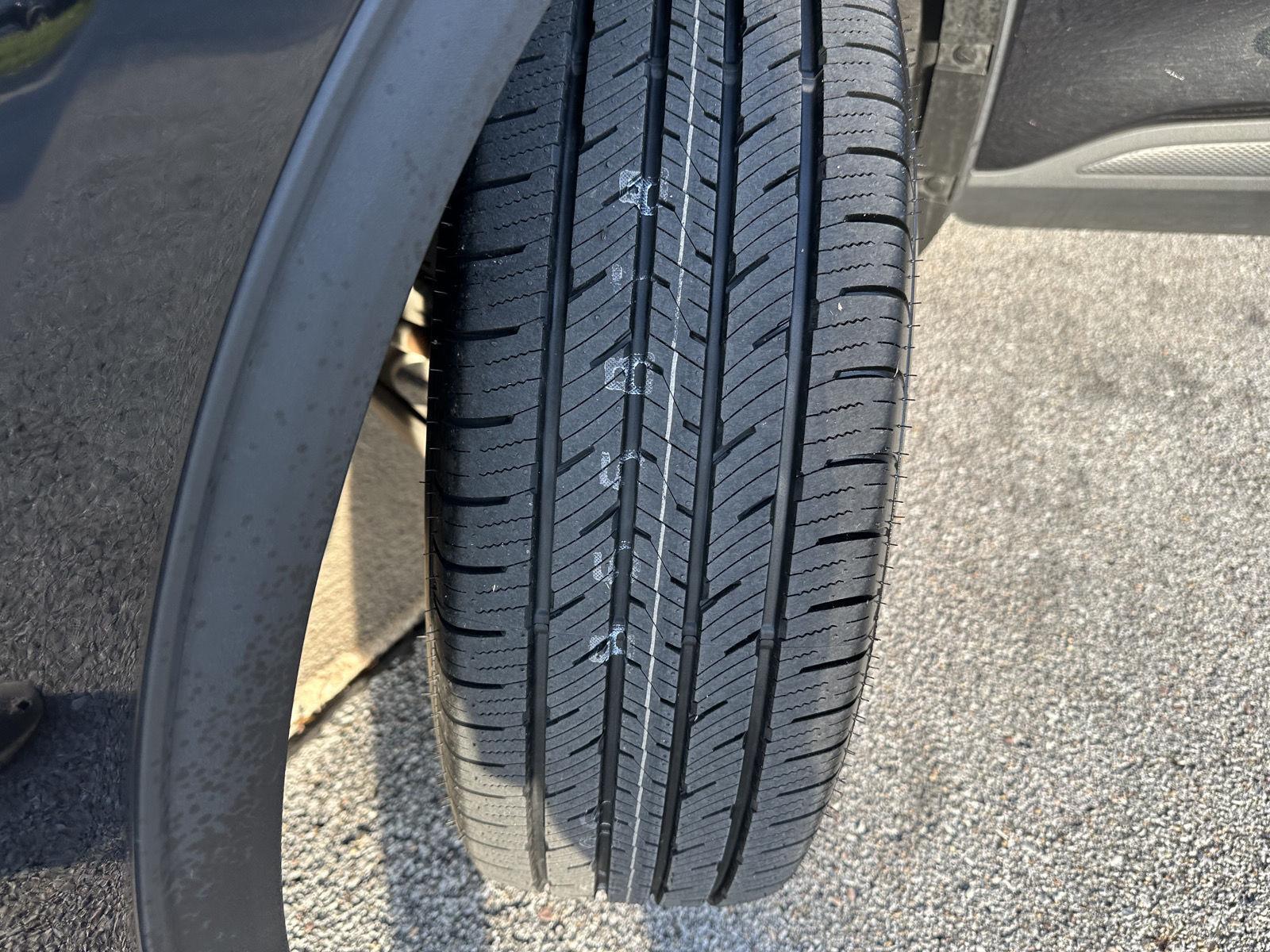 Vehicle photo 11