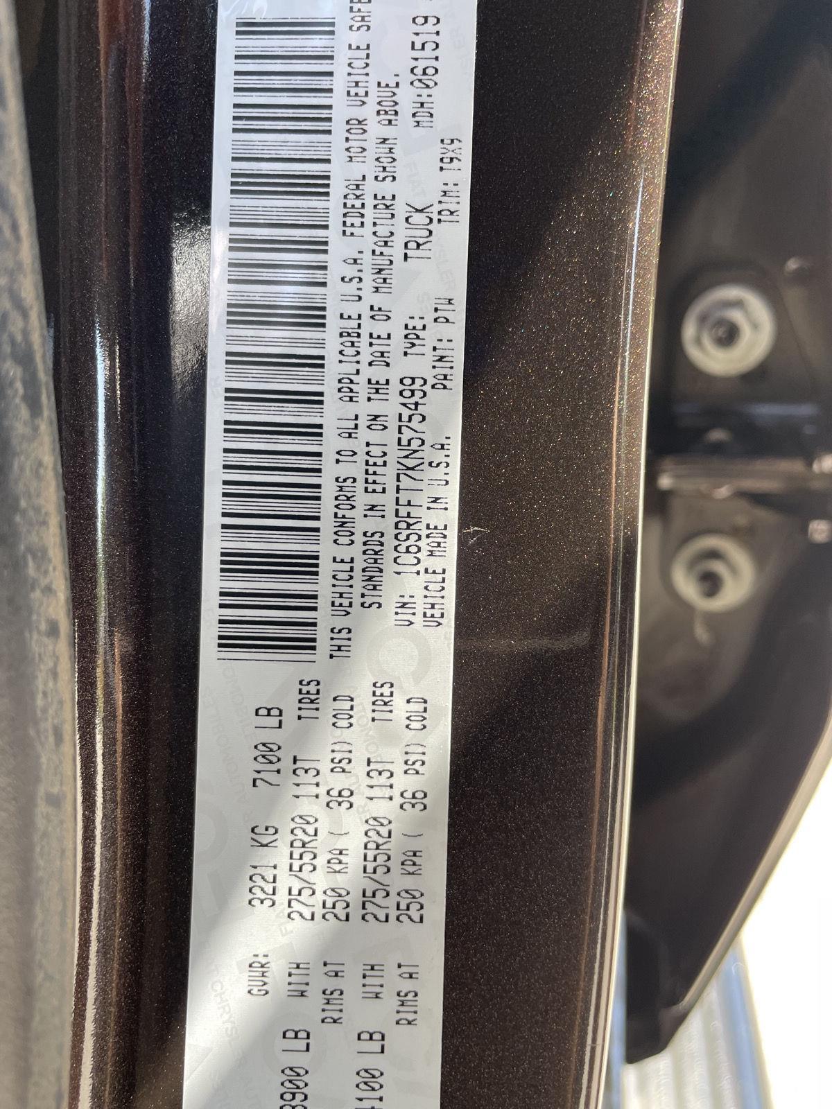 Vehicle photo 31