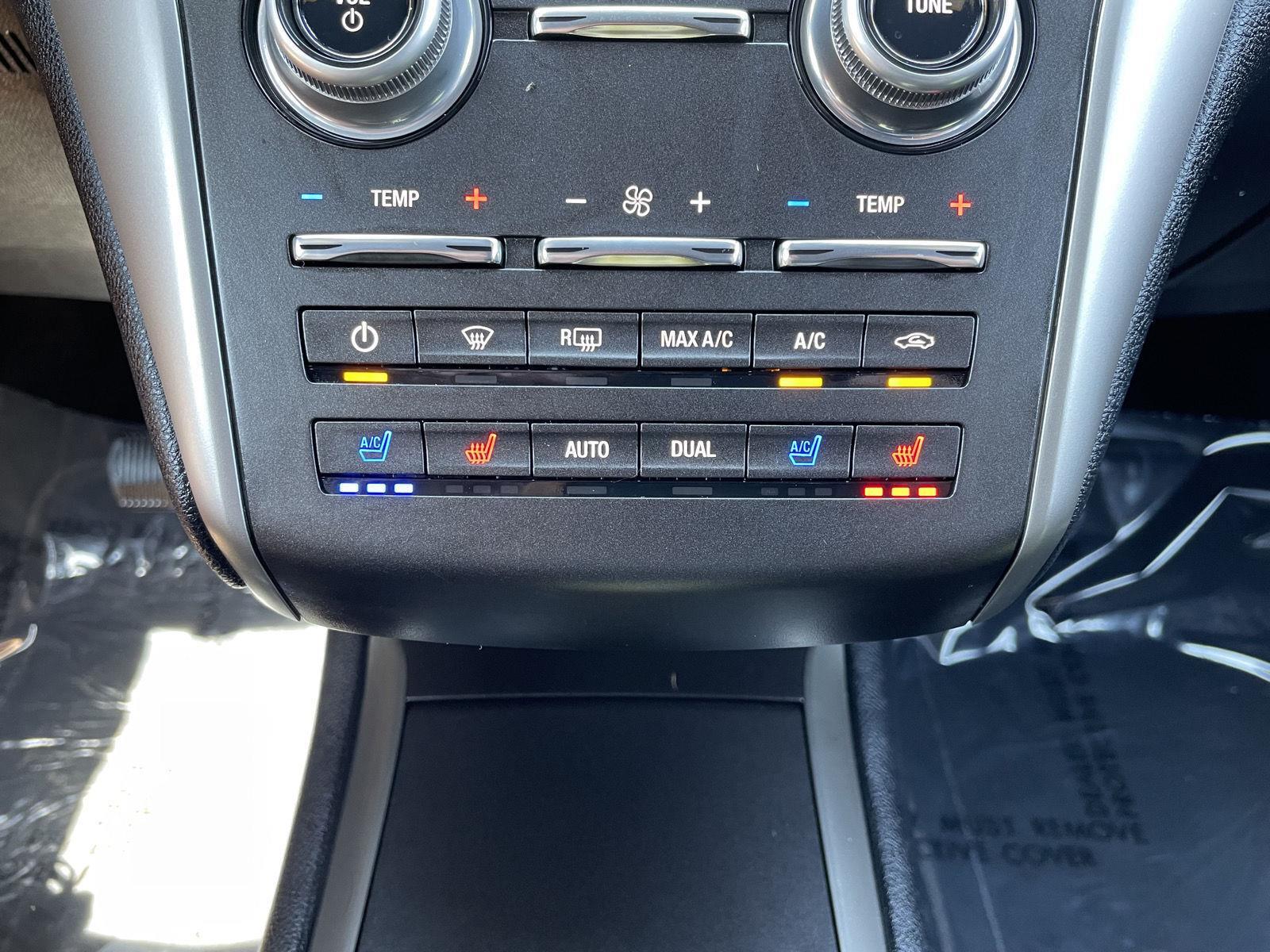 Vehicle photo 27
