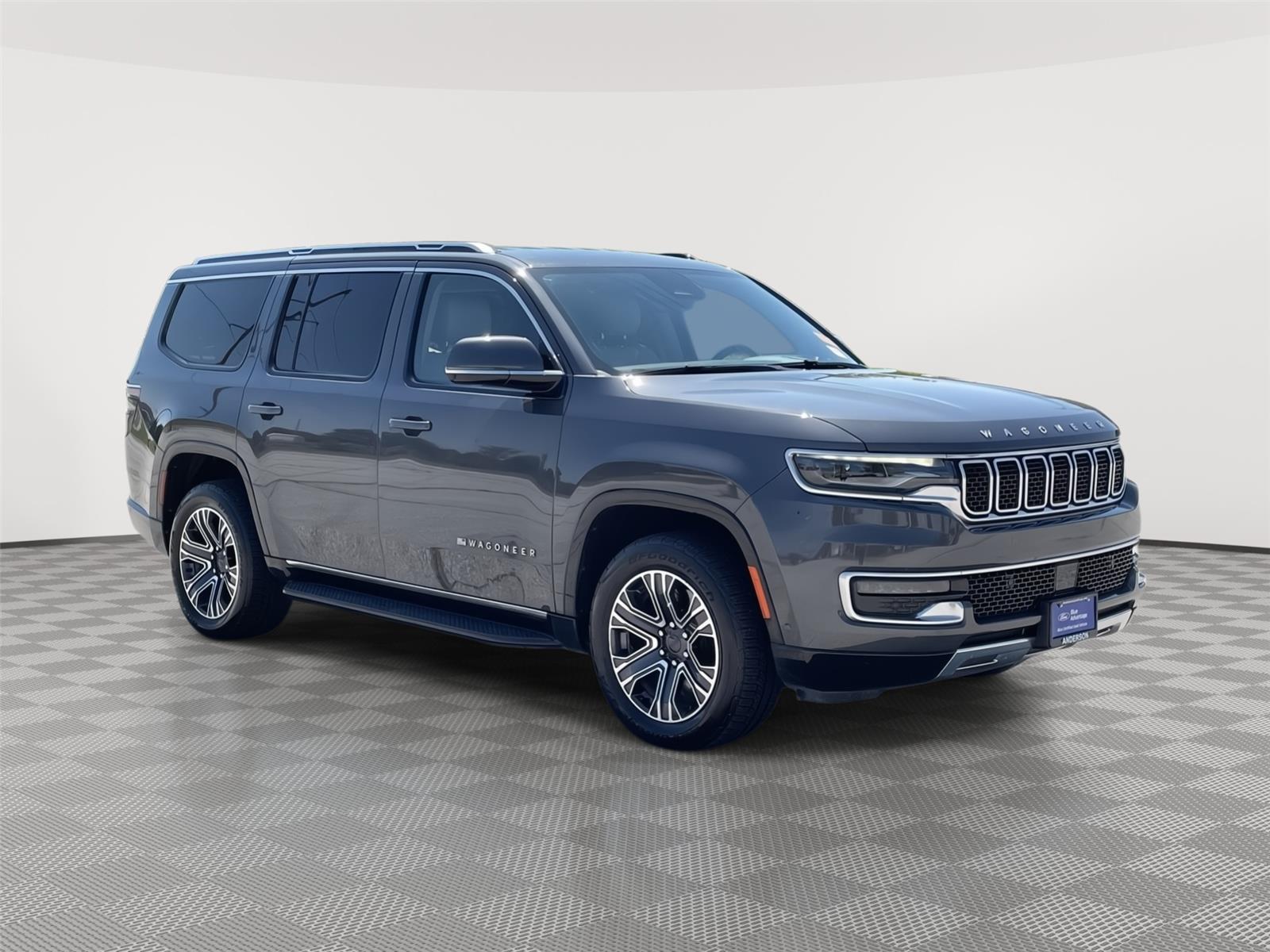 Vehicle photo 5