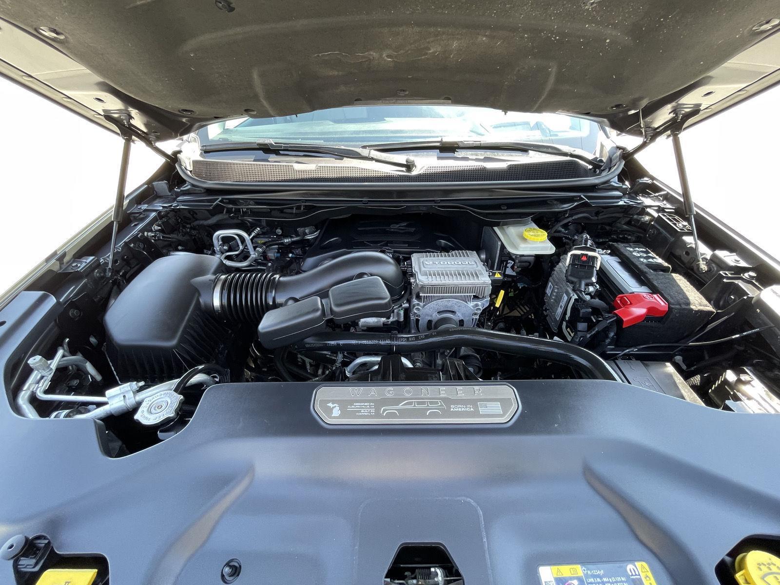 Vehicle photo 36