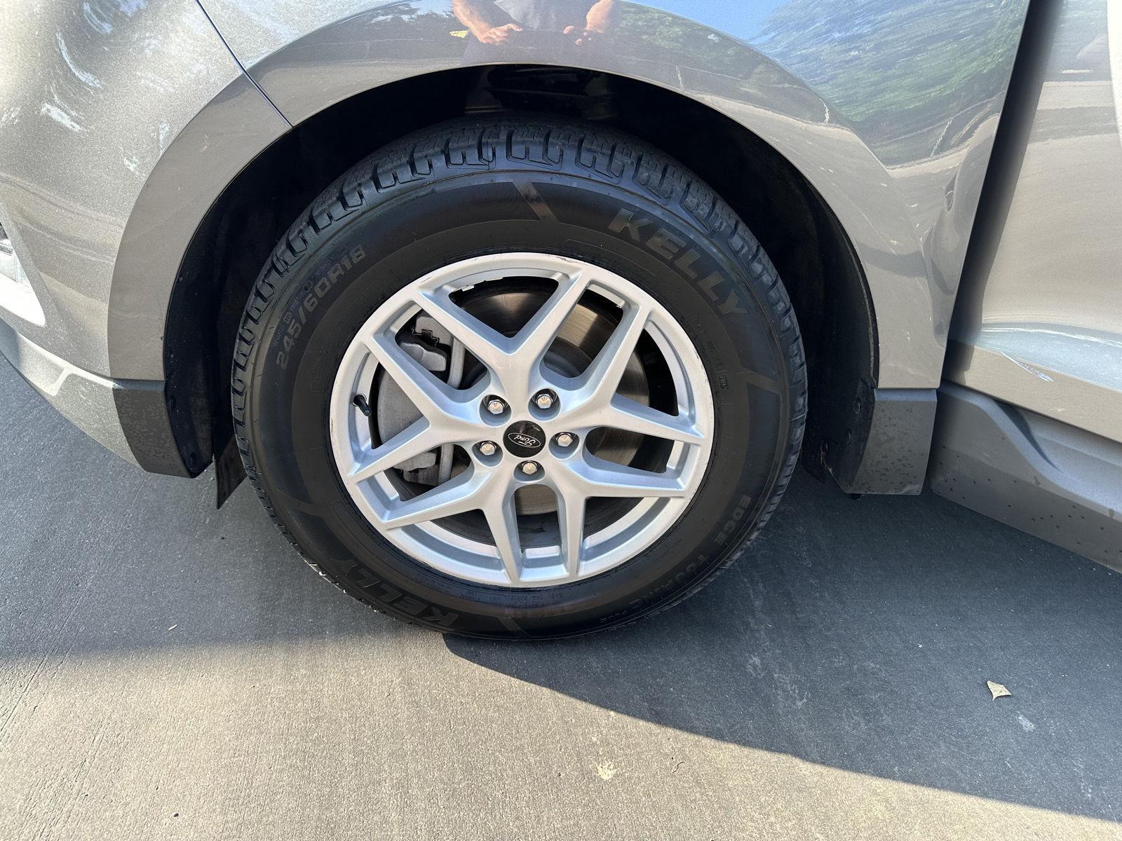 Vehicle photo 10