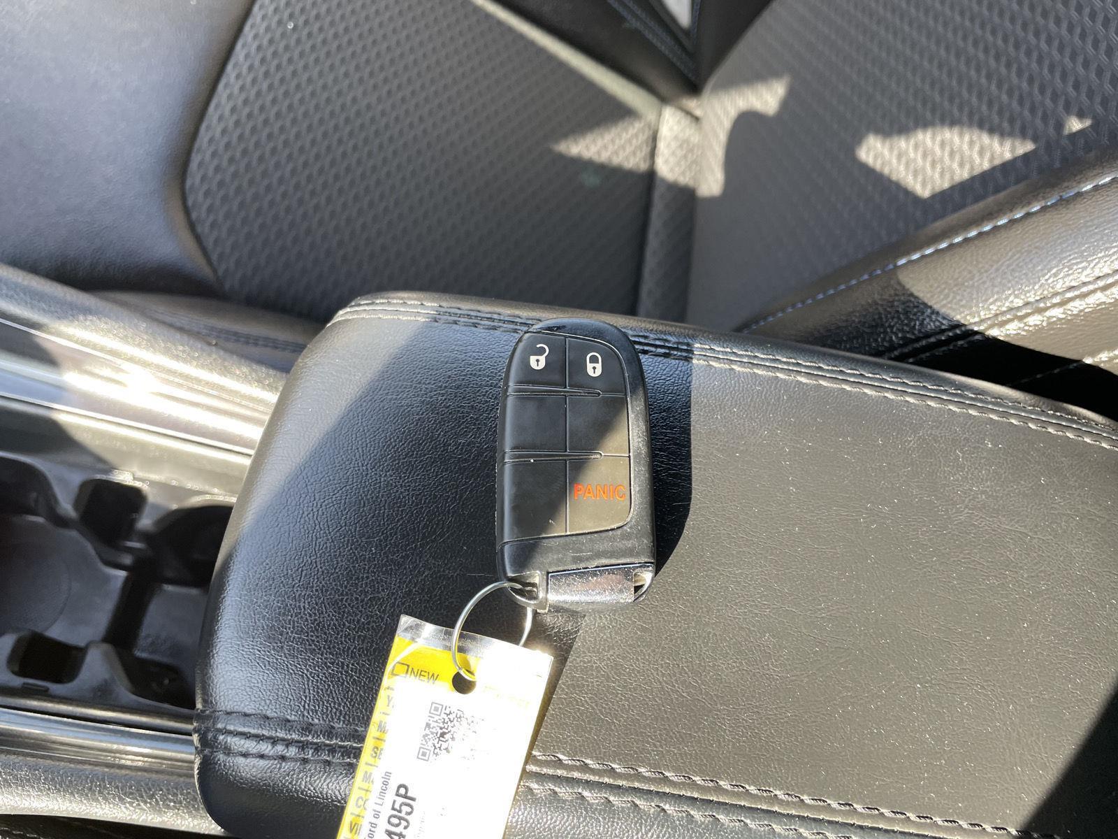 Vehicle photo 36