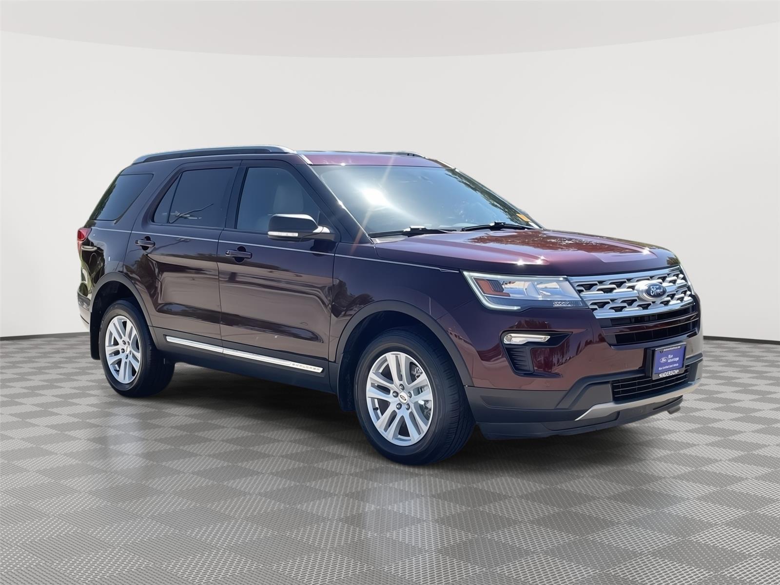 Vehicle photo 5