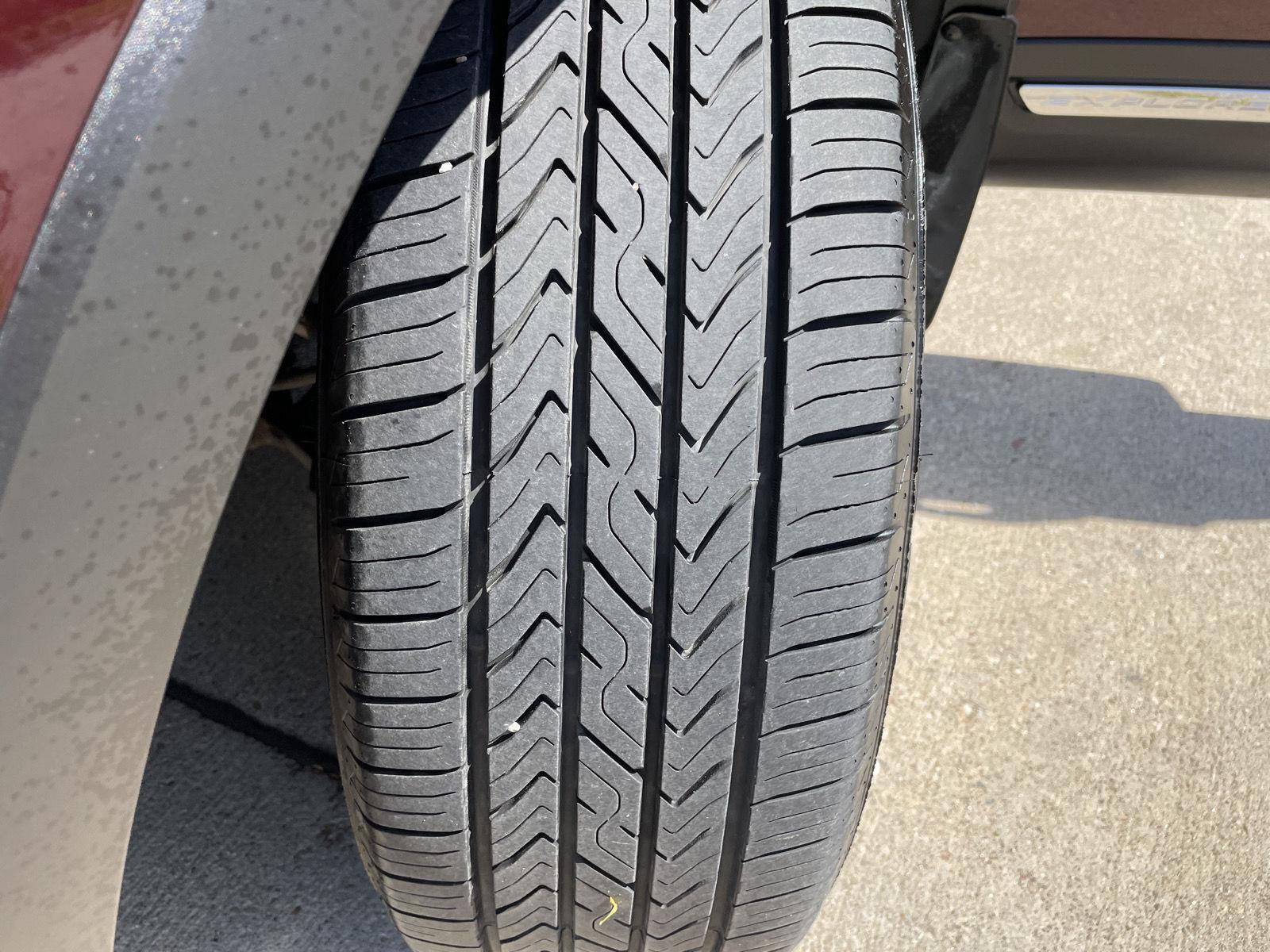 Vehicle photo 11