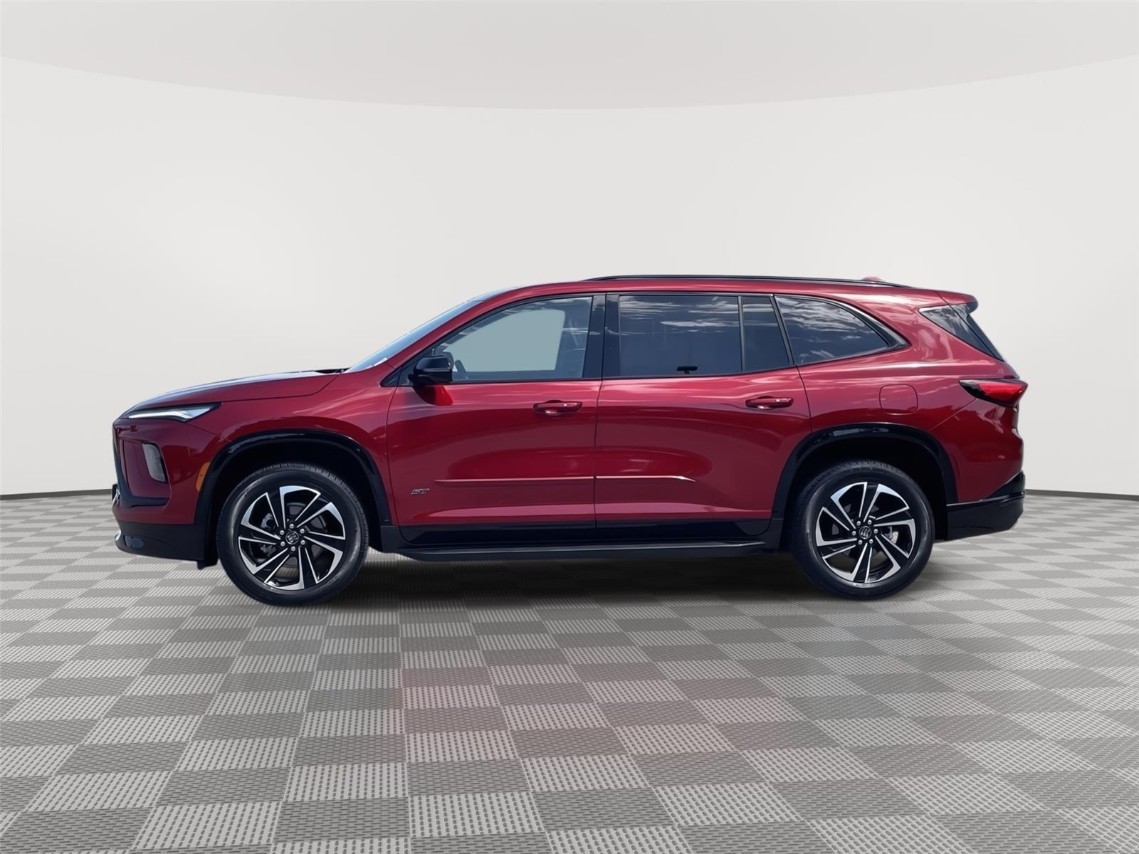Vehicle photo 2