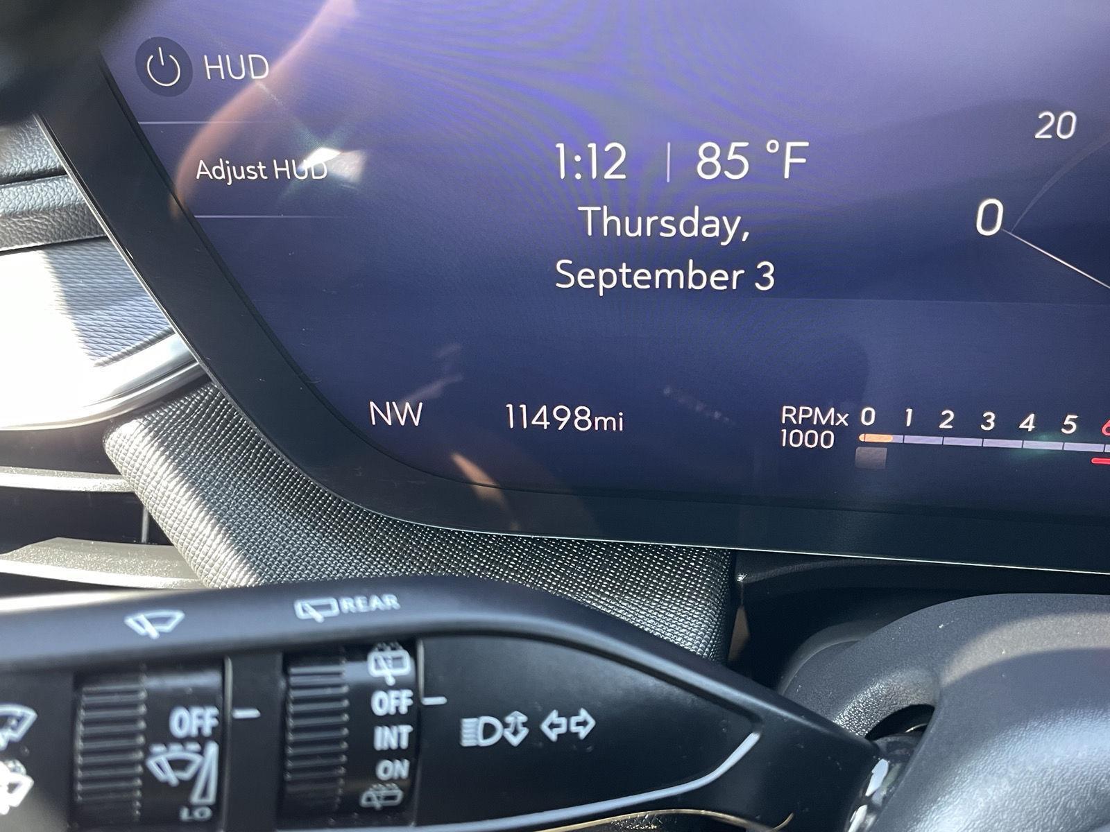 Vehicle photo 3
