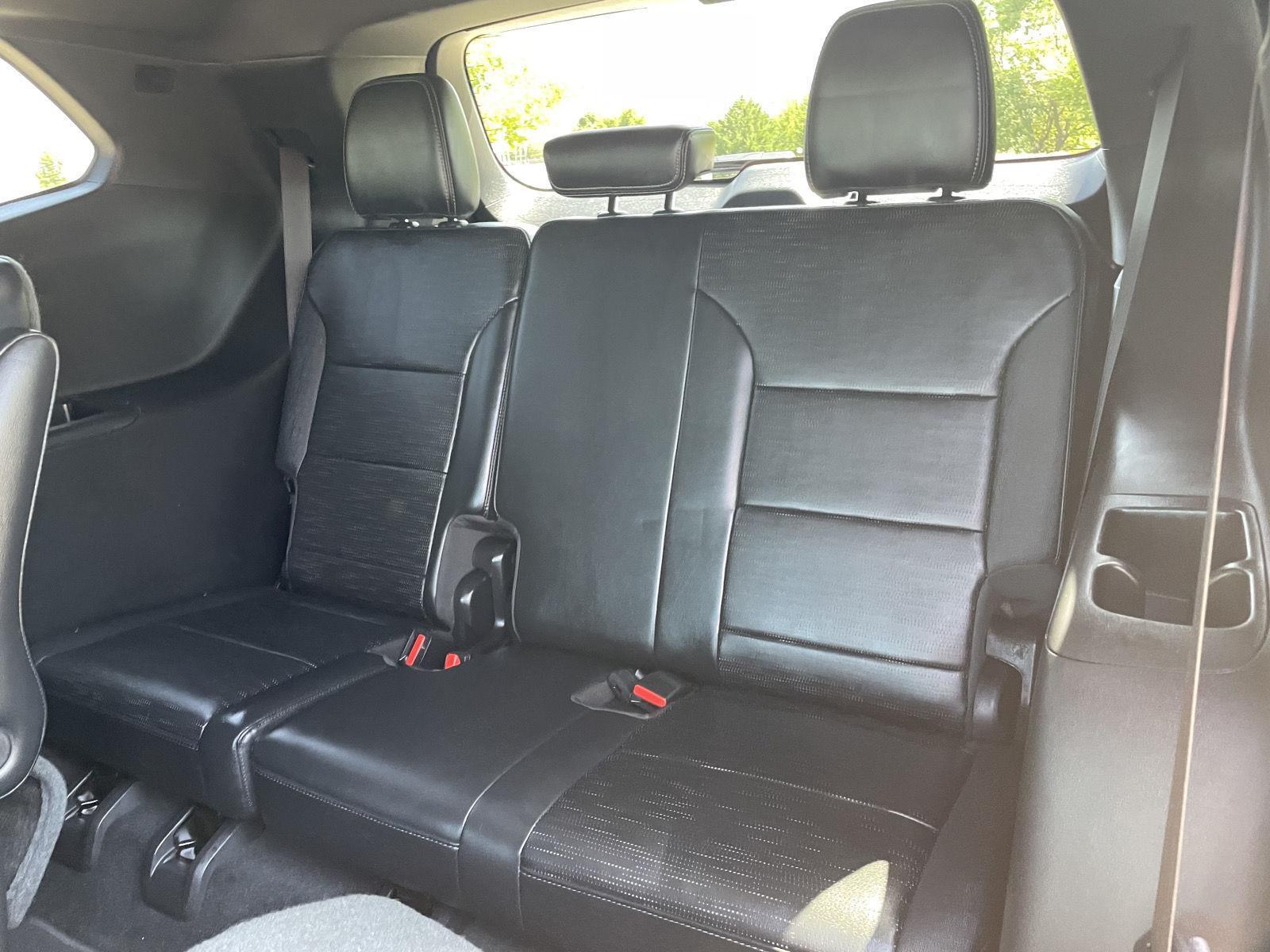 Vehicle photo 21