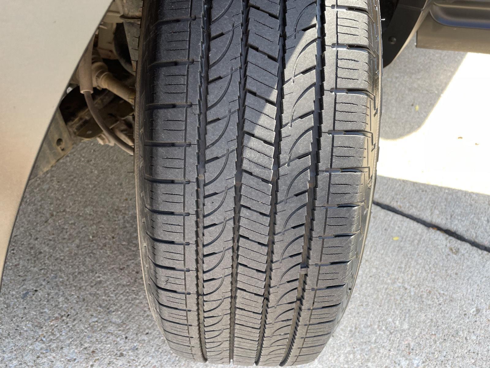 Vehicle photo 11