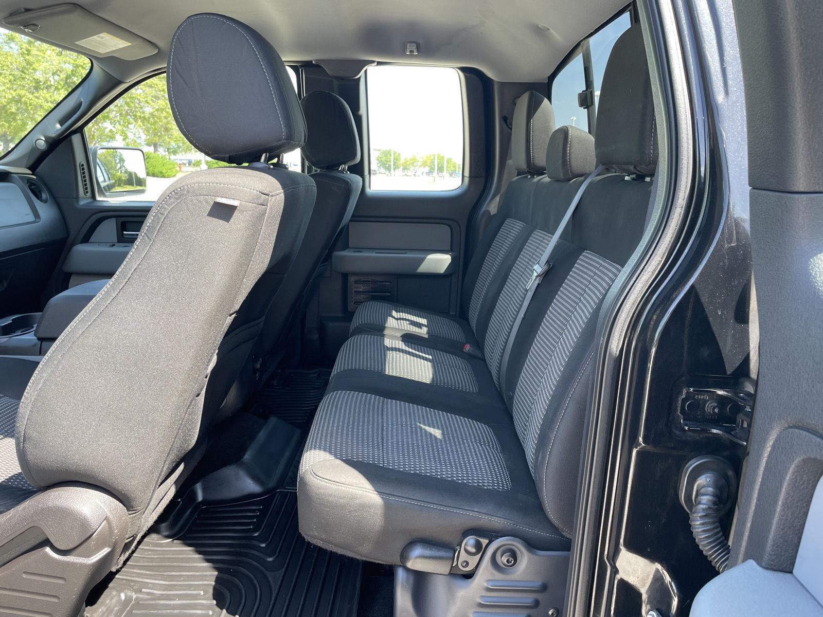 Vehicle photo 20