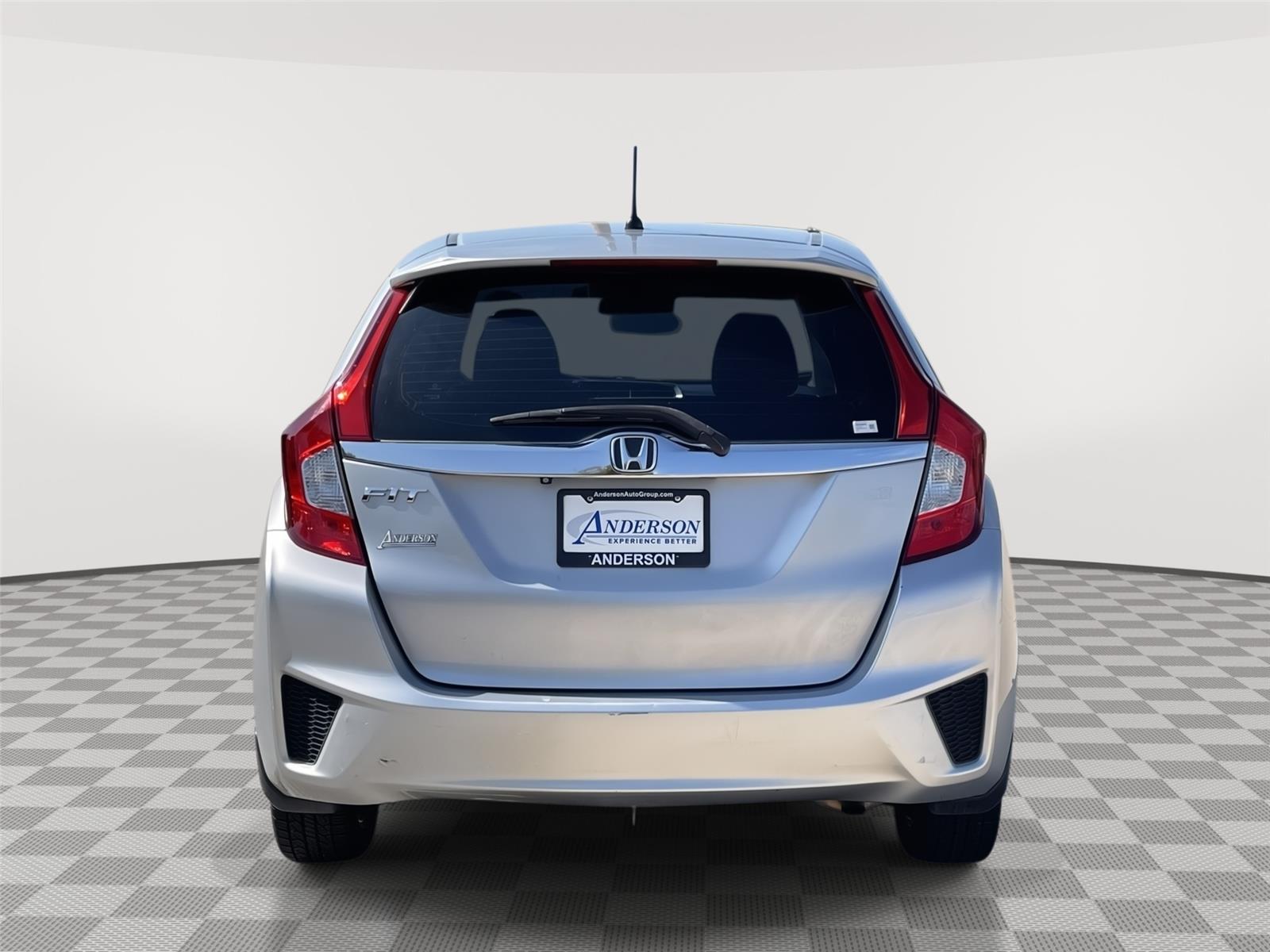 Vehicle photo 8