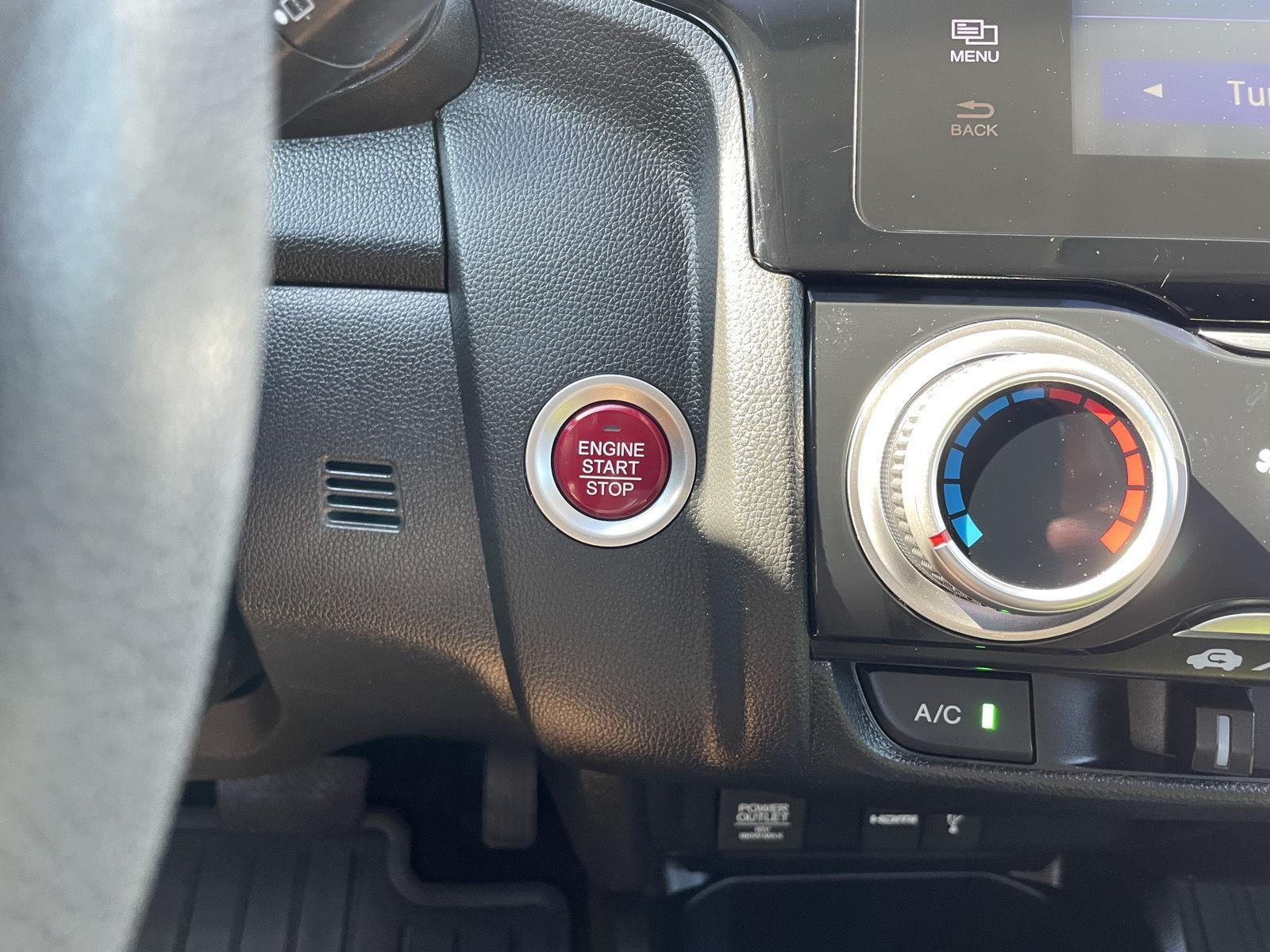 Vehicle photo 22