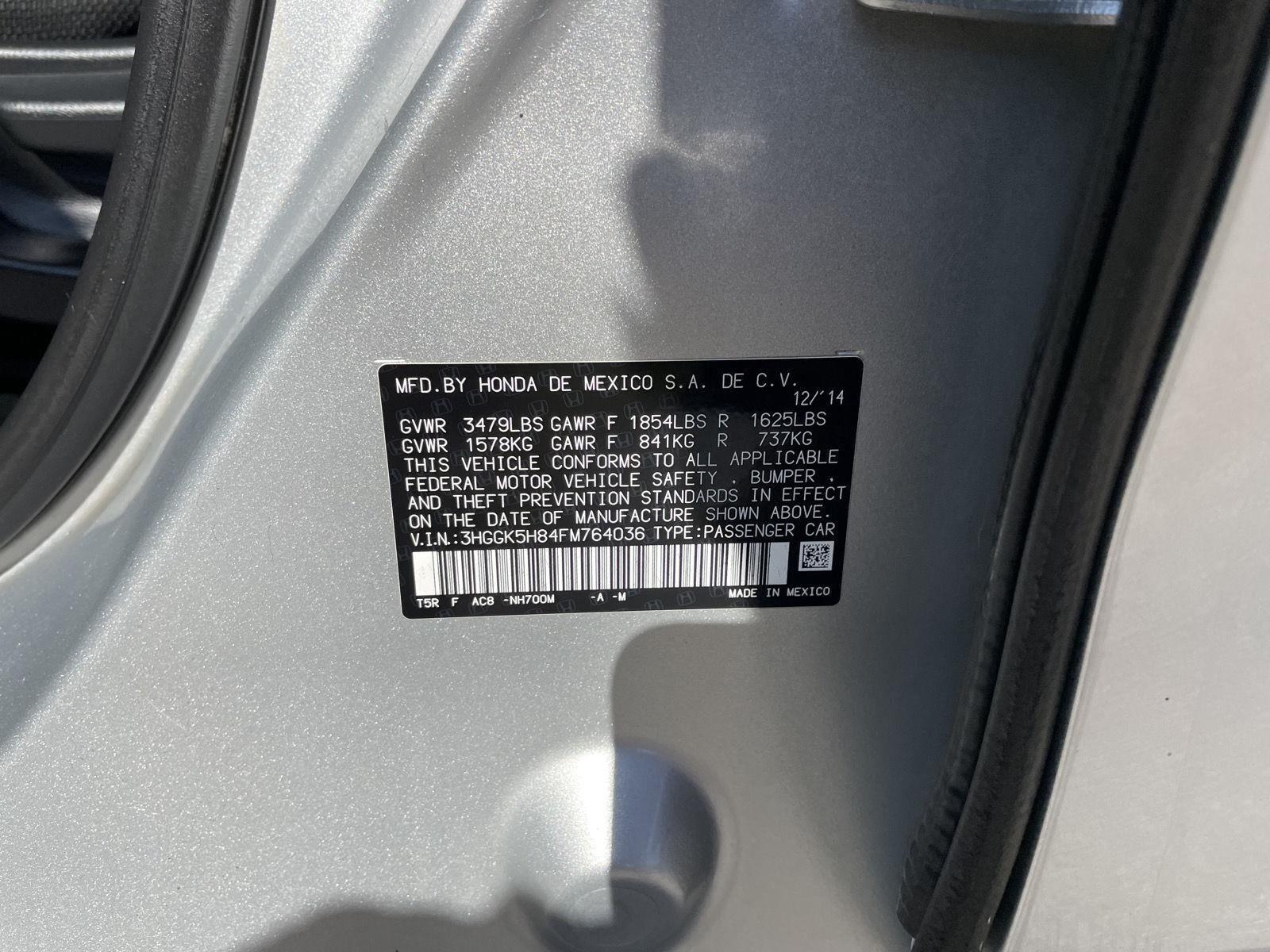 Vehicle photo 28