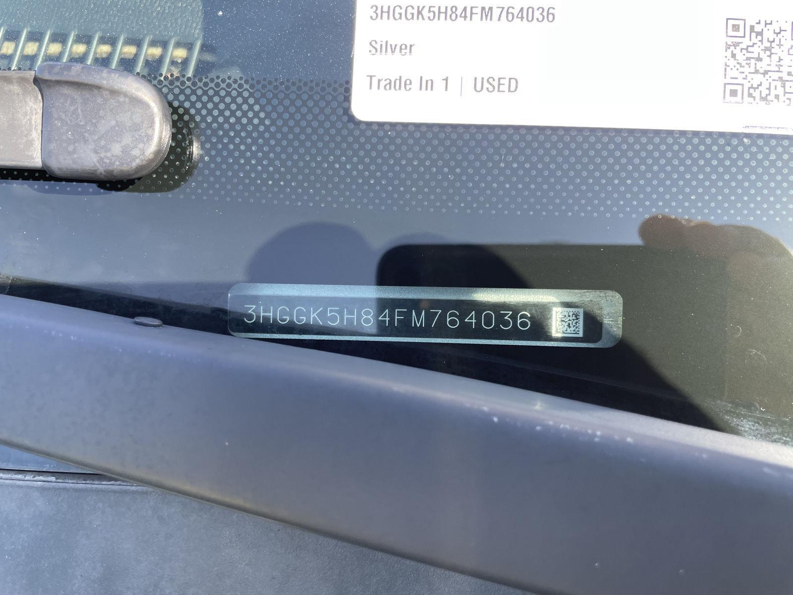 Vehicle photo 29