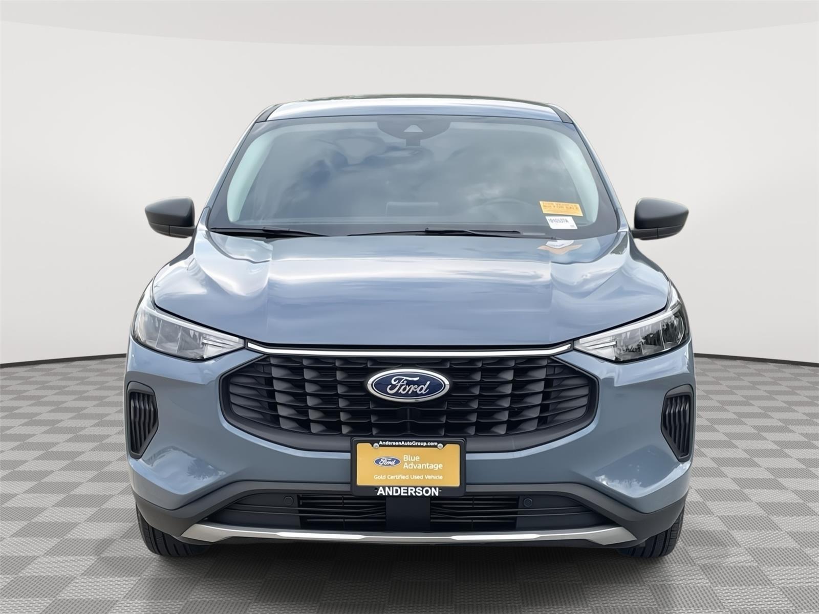 Vehicle photo 4