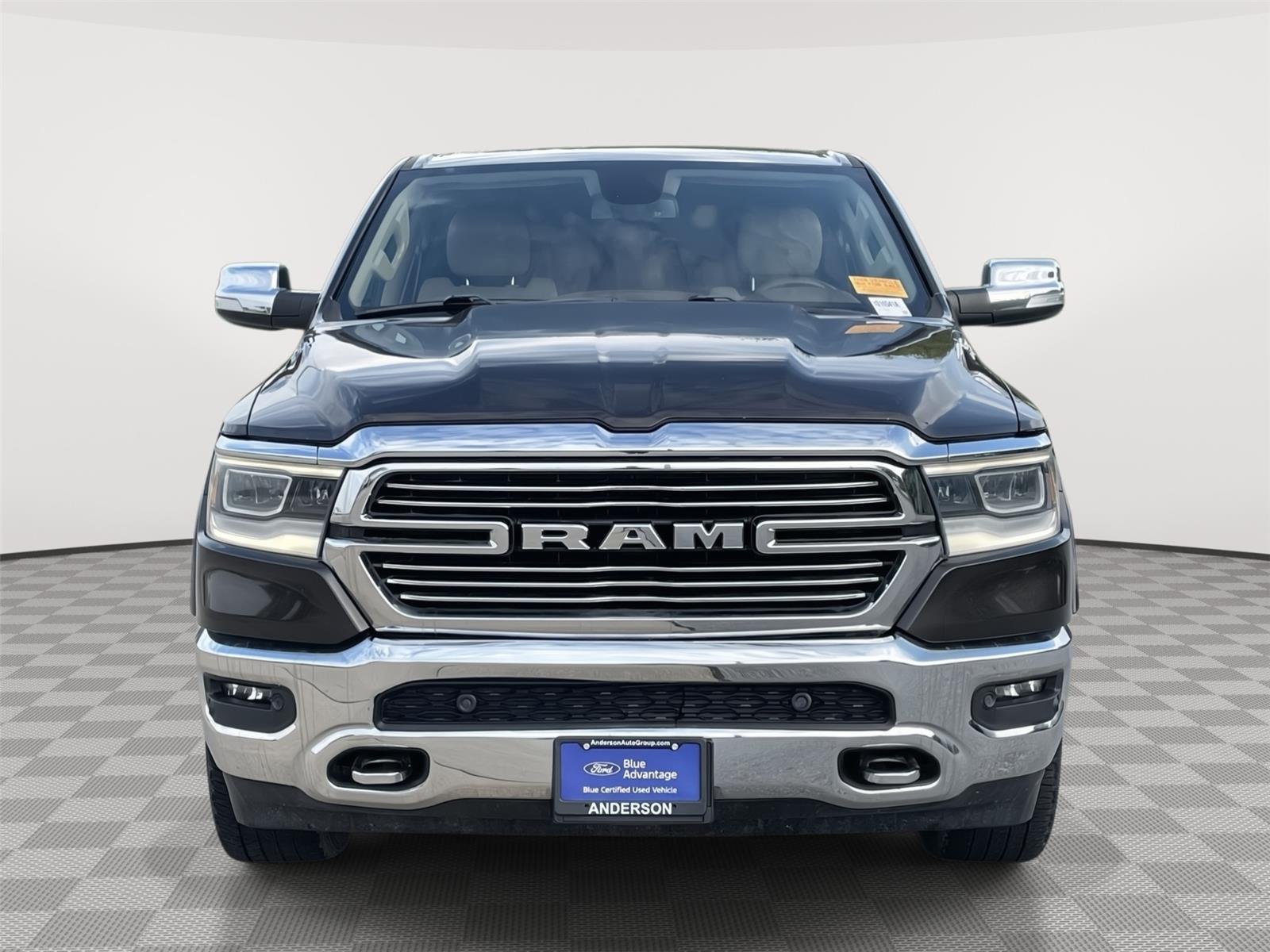 Vehicle photo 4