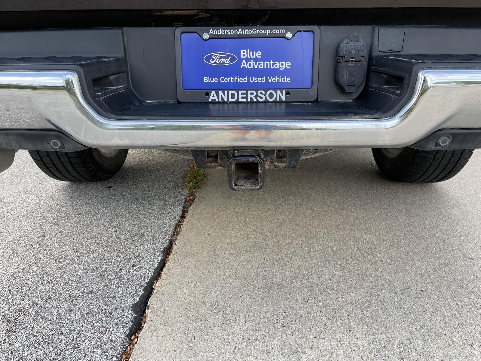 Vehicle photo 33