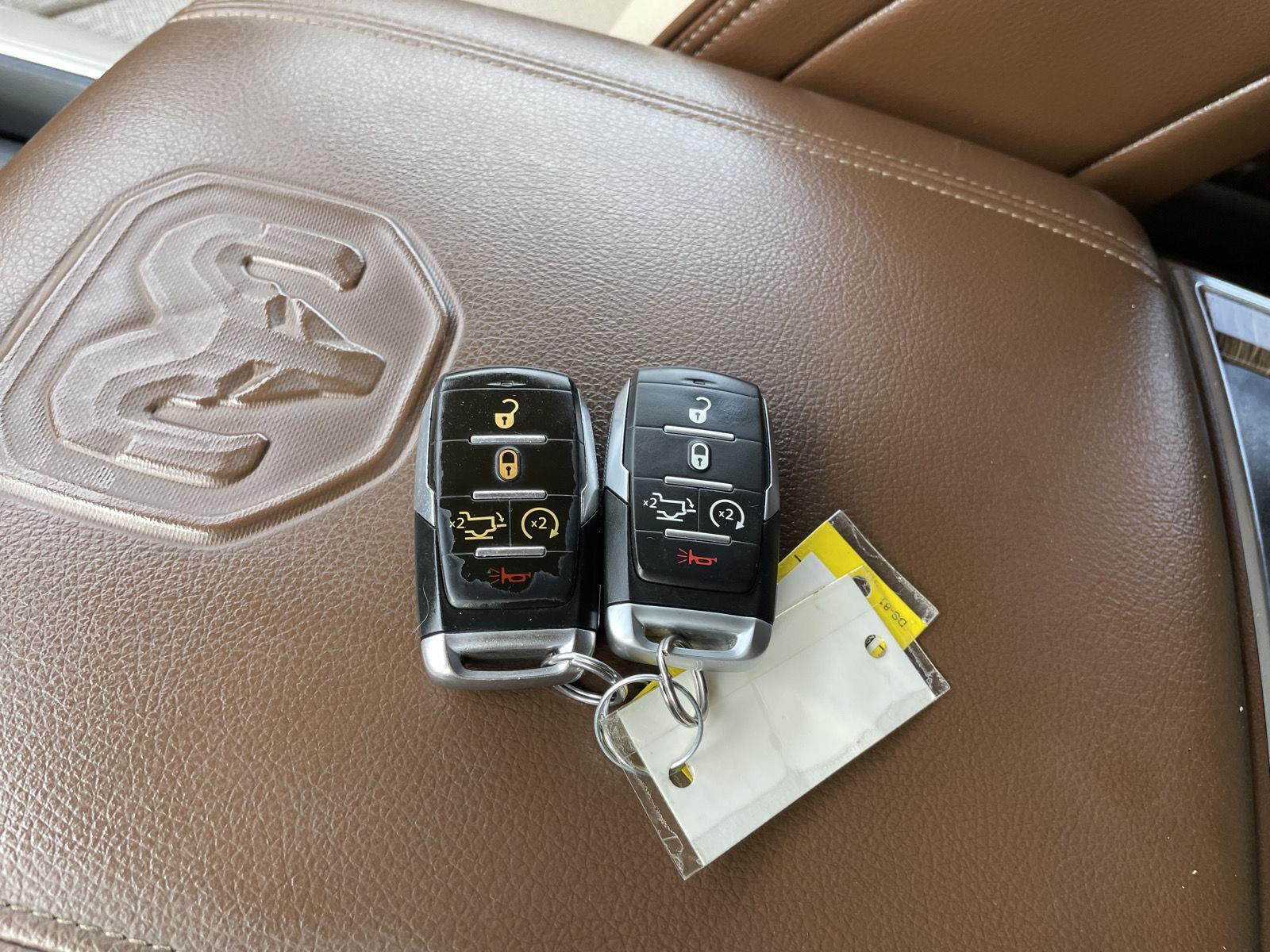 Vehicle photo 36